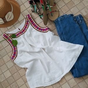 Old navy embroidered top